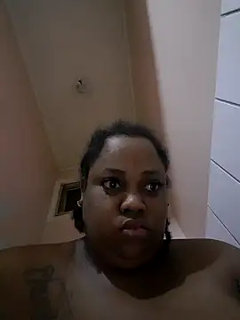 Karamelsaus online show from 10-27-25, 07:12
