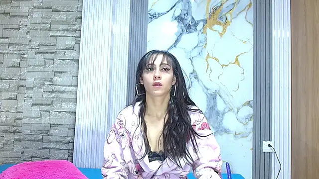 Snapshot of mikaela303av chatting on 11-22-25, 04:44 mikaela303av online show from 11-22-25, 04:44