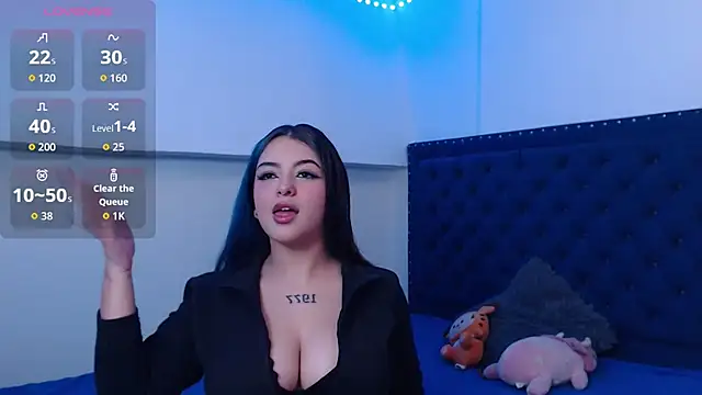 MaviceMur online show from 12-15-25, 07:51