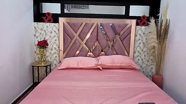 Snapshot of mysterius_boy chatting on 12-02-25, 08:37 mysterius boy online show from 12-02-25, 08:37