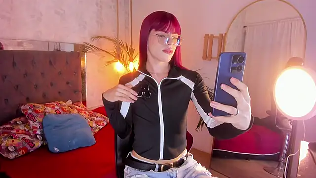 Snapshot of mysterius_boy chatting on 12-17-25, 09:32 mysterius boy online show from 12-17-25, 09:32