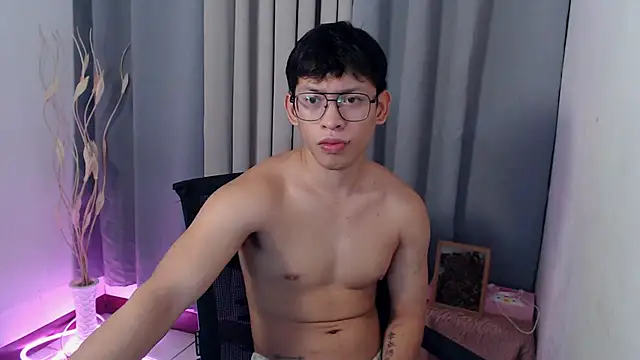 pinkcock froi2305 online show from 04-27-26, 12:03