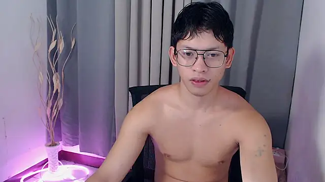 pinkcock froi2305 online show from 04-30-26, 12:17
