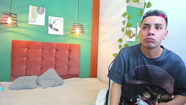 Aisha andy online show from 09-09-25, 01:49