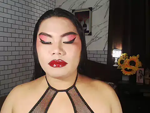 Snapshot of TSbrianaHugeCock chatting on 10-03-25, 05:21 TSbrianaHugeCock online show from 10-03-25, 05:21