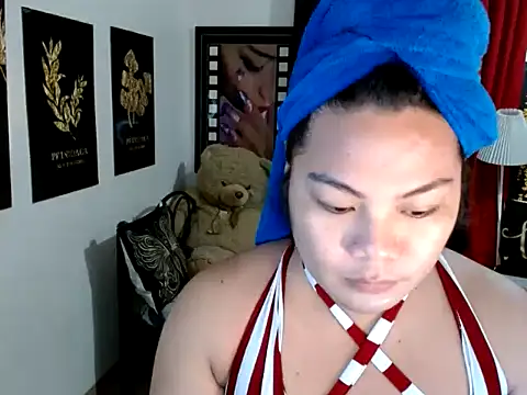 TSbrianaHugeCock online show from 04-18-26, 01:59