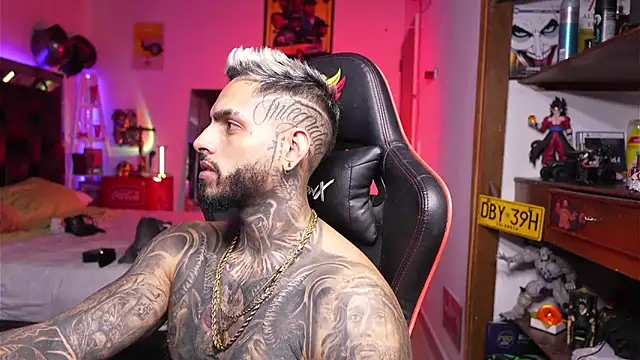 logan hugh8 online show from 03-30-26, 08:43