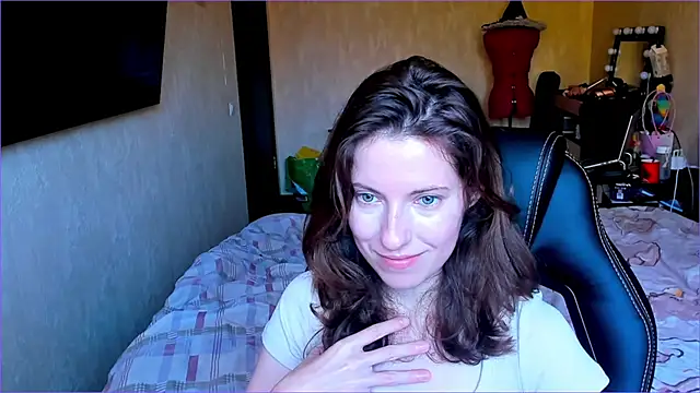 Snapshot of Agata_in_Wonderland chatting on 10-03-25, 08:55 Agata in Wonderland online show from 10-03-25, 08:55