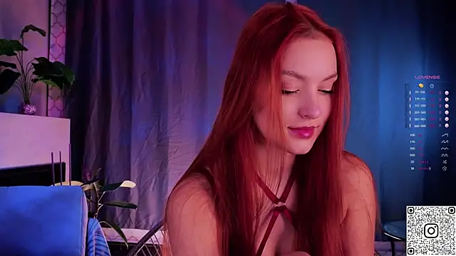 Snapshot of GildedKitten chatting on 11-09-25, 06:50 GildedKitten online show from 11-09-25, 06:50