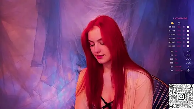 Snapshot of GildedKitten chatting on 11-28-25, 06:10 GildedKitten online show from 11-28-25, 06:10