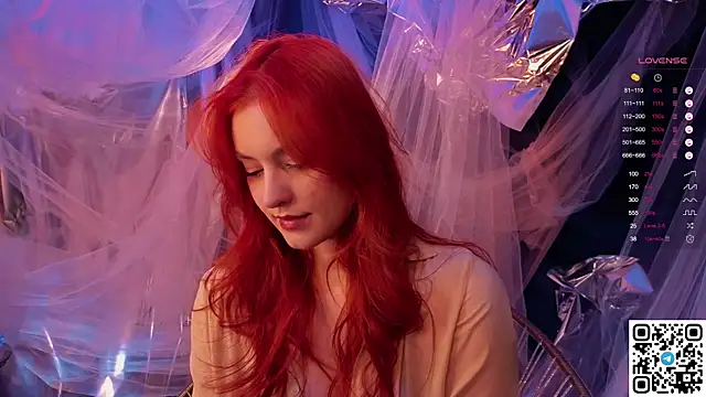 GildedKitten online show from 12-19-25, 06:15