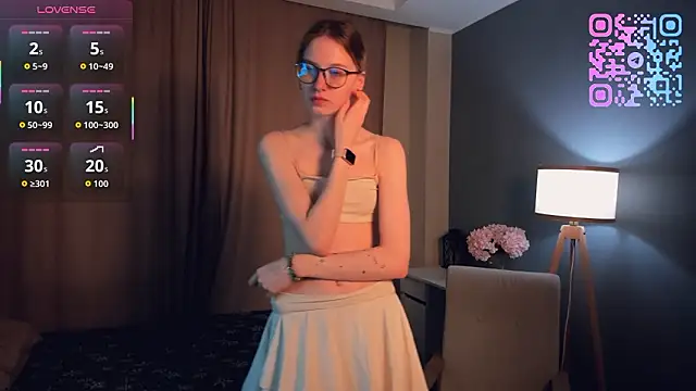 SharylSmalt online show from 03-26-26, 01:01