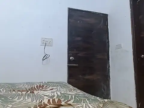 Snapshot of soya_queen chatting on 11-21-25, 09:30 soya queen online show from 11-21-25, 09:30