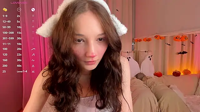 MilliMouse online show from 10-24-25, 11:01