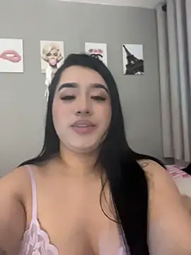 Aliciawhitee online show from 04-26-26, 04:21
