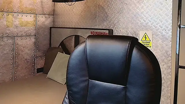 MarcusRain  online show from 01-18-26, 04:16