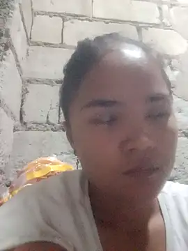 Snapshot of Sexy-Mama25 chatting on 12-17-25, 01:50 Sexy-Mama25 online show from 12-17-25, 01:50