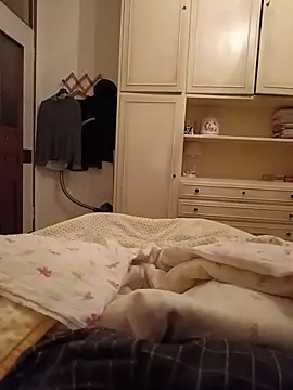 Empi19cm online show from 04-16-26, 01:06