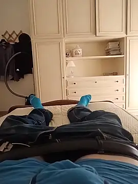 Empi19cm online show from 04-23-26, 04:20