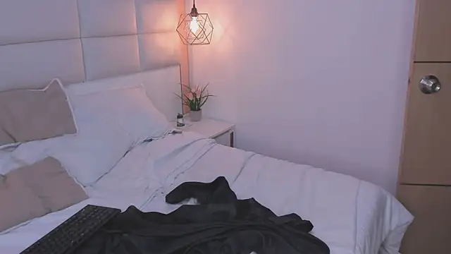 Salome Smitth 1 online show from 08-06-26, 01:51