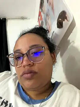 Snapshot of angels_evil chatting on 12-02-25, 11:48 angels evil online show from 12-02-25, 11:48