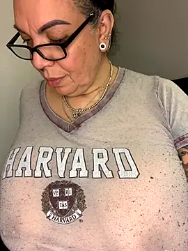 dieseldame1313 online show from 11-13-25, 05:39