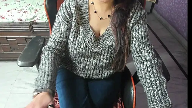 ShylaGill online show from 12-17-25, 03:29