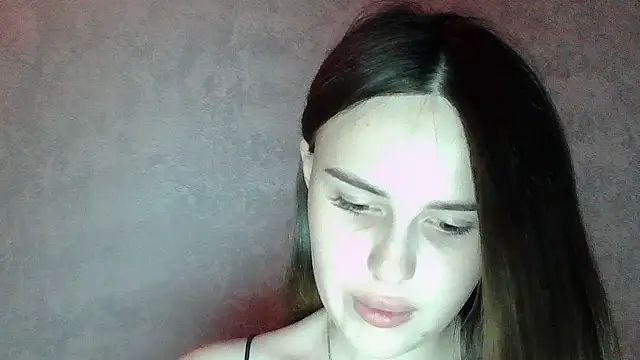 Snapshot of SweetLoraa chatting on 06-28-26, 07:20 SweetLoraa online show from 06-28-26, 07:20