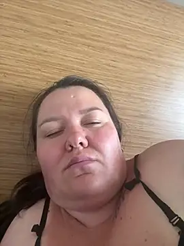 SunnyLeila2101 online show from 06-23-26, 12:36