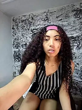 Snapshot of Morenpeka chatting on 10-23-25, 09:57 Morenpeka online show from 10-23-25, 09:57