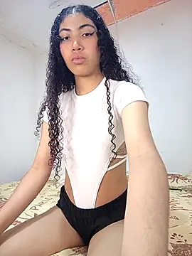 Snapshot of Morenpeka chatting on 10-24-25, 09:44 Morenpeka online show from 10-24-25, 09:44