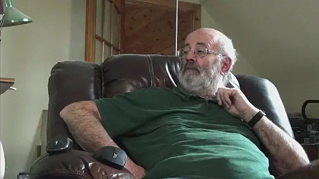 janzer13 online show from 10-30-25, 02:07