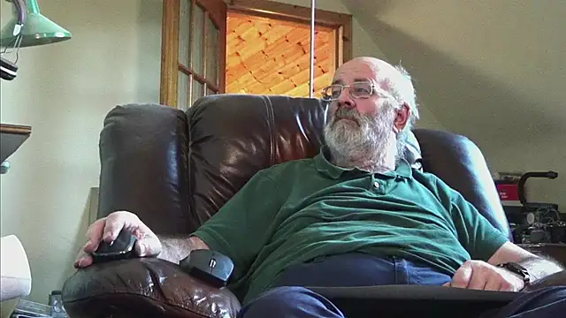 janzer13 online show from 12-04-25, 01:53