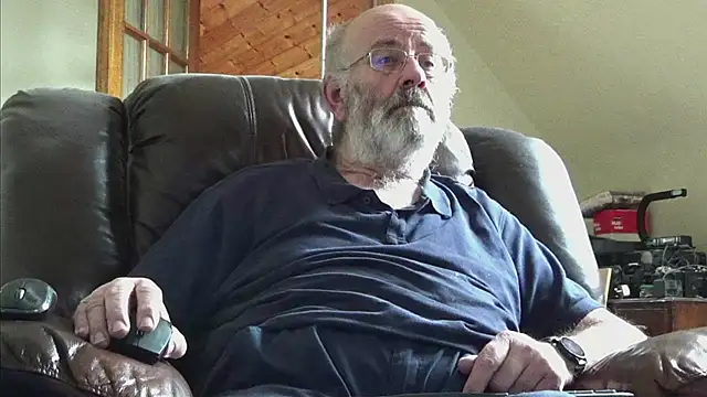 janzer13 online show from 02-19-26, 01:51