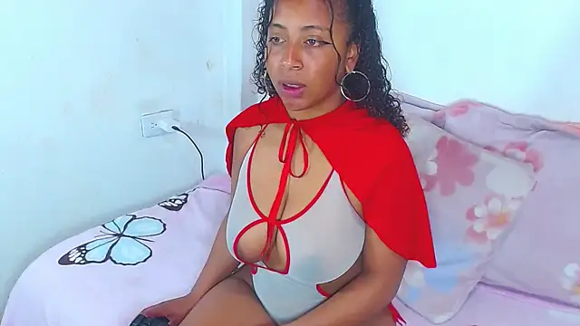 Gabi Jhons 23 online show from 04-07-26, 09:32