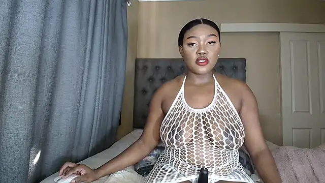 nanababe1 online show from 02-11-26, 10:09