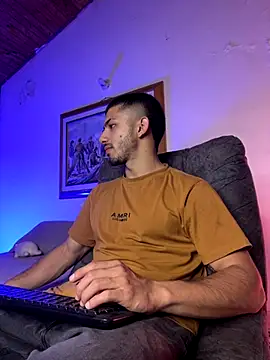 ArturoCardona  online show from 11-27-25, 12:18