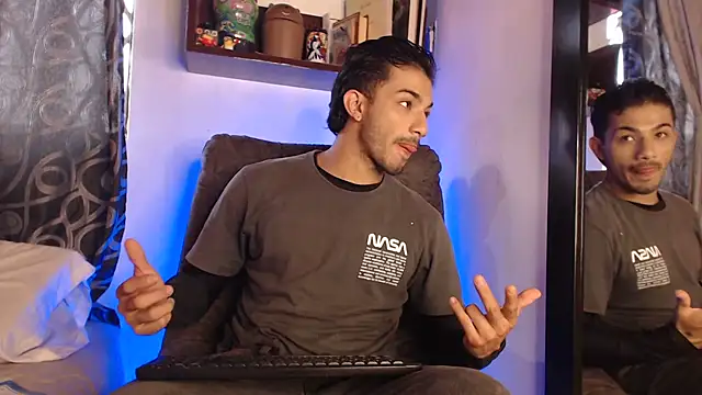 ArturoCardona  online show from 04-01-26, 12:06