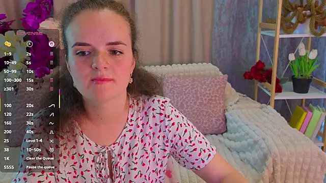 Snapshot of Luisa_Rosee chatting on 06-22-26, 05:10 Luisa Rosee online show from 06-22-26, 05:10