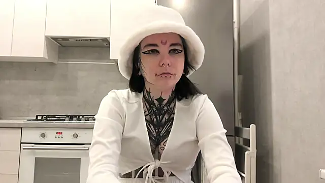 HighelikeGirl online show from 01-09-26, 07:11