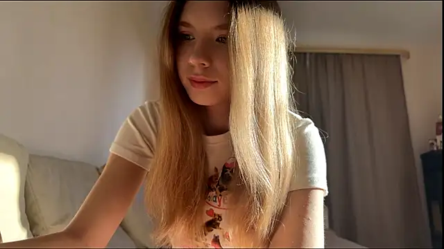 FruityXo online show from 10-26-25, 12:11