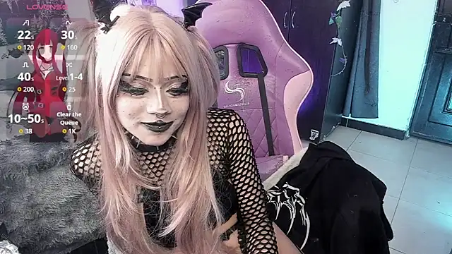 Snapshot of GothKitten666 chatting on 07-29-26, 03:48 GothKitten666 online show from 07-29-26, 03:48
