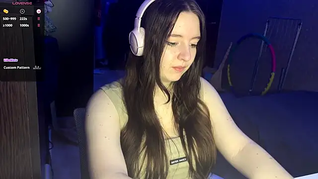 LauretteRagar online show from 11-07-25, 05:35