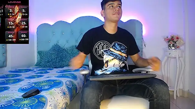 Charlie Cock  online show from 12-17-25, 03:56