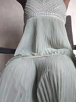 Snapshot of POOJA999 chatting on 10-03-25, 04:31 POOJA999 online show from 10-03-25, 04:31