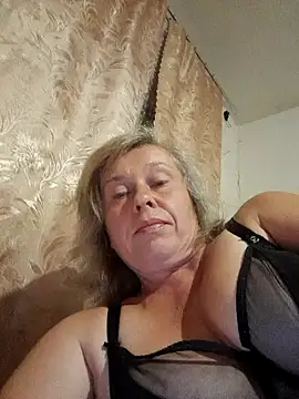 Snapshot of Catherine372311 chatting on 09-15-25, 08:20 Catherine372311 online show from 09-15-25, 08:20