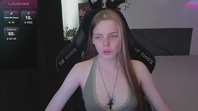 Luna Navy online show from 11-28-25, 08:28