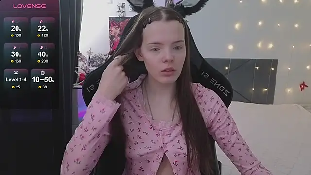 Luna Navy online show from 02-11-26, 07:24