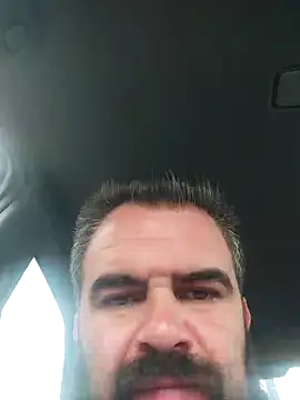 Snapshot of HairypapaK chatting on 09-27-25, 01:38 HairypapaK online show from 09-27-25, 01:38