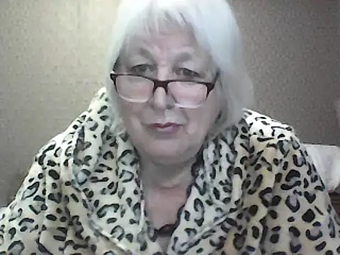 Alexia64231 online show from 09-12-25, 03:39